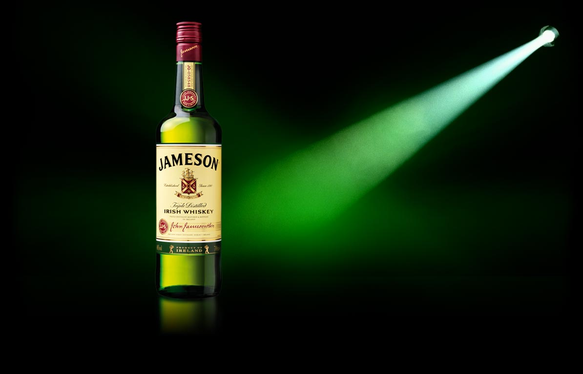 jameson st pattys day bottle